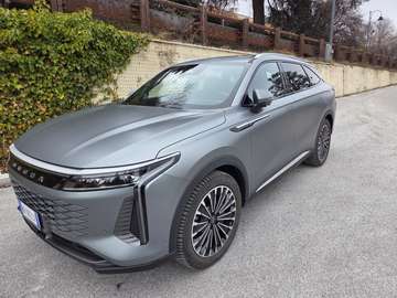 Omoda 9 SHS-P SHS-P 1.5 tgdi phev Premium i-awd