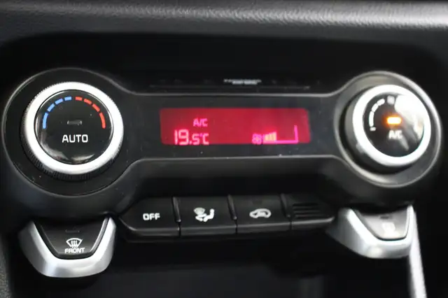 Kia Picanto view 8