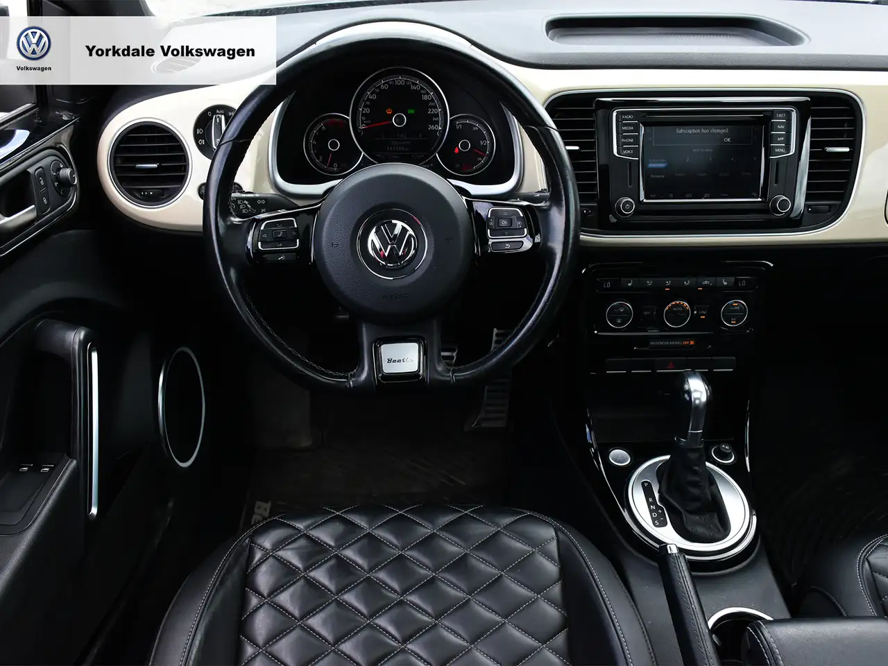 Volkswagen Beetle снимка Volkswagen Beetle