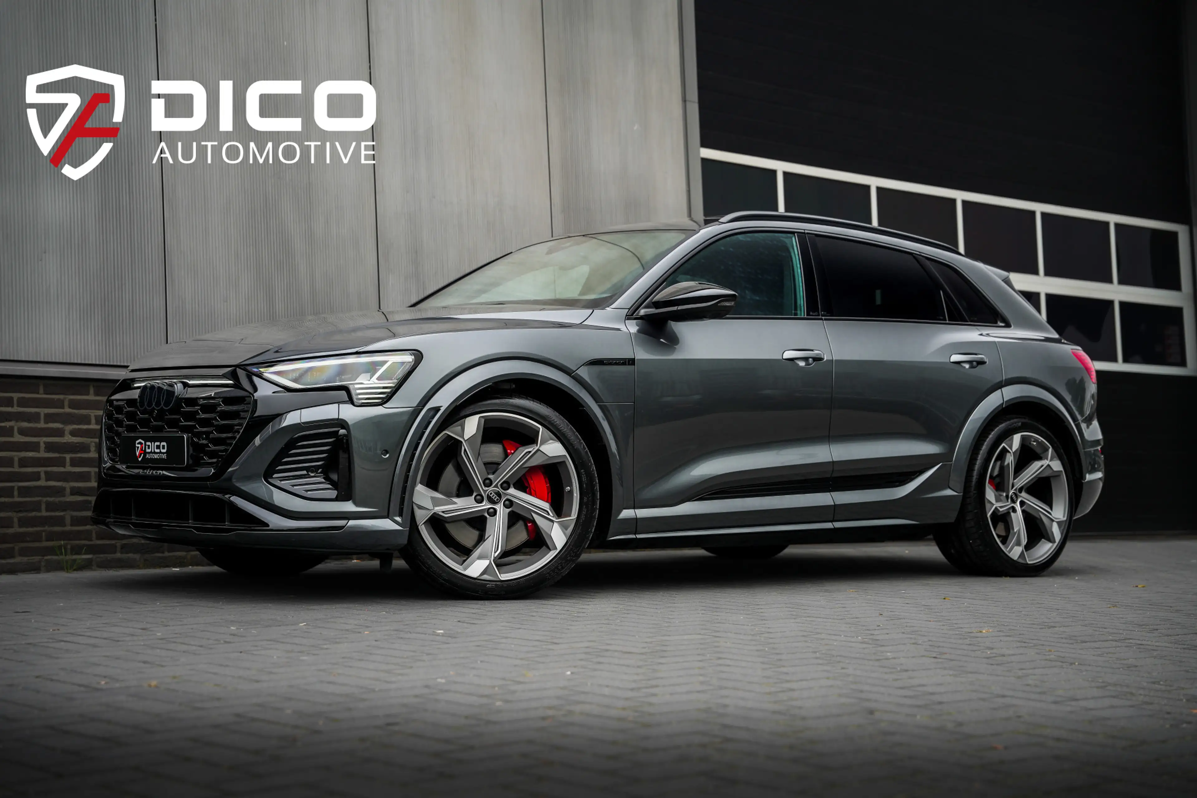 Audi SQ8 e-tron Quattro 115 kWh 503 pk / BTW-Auto/ Lucht-Vering/ R