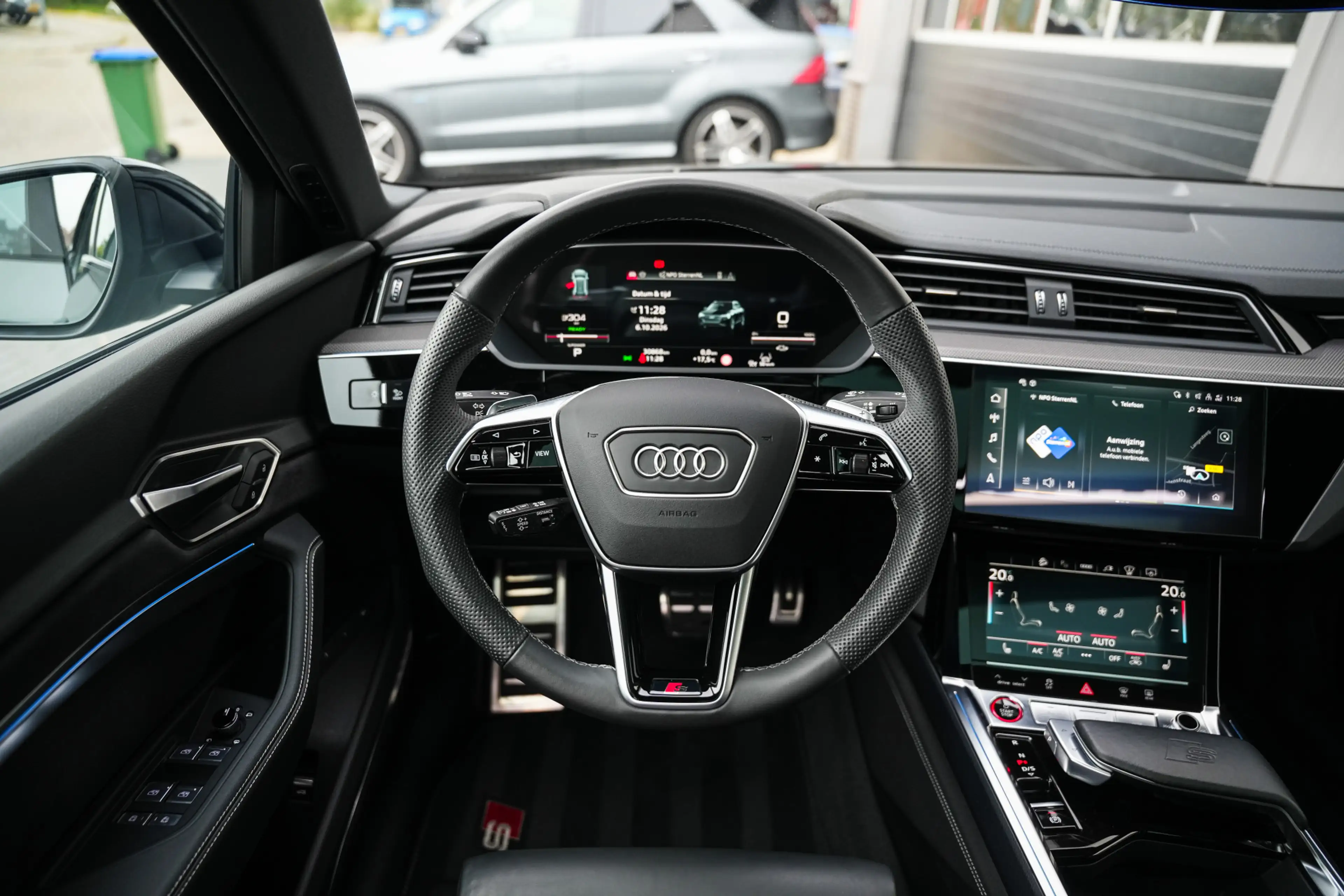 Audi SQ8 e-tron Quattro 115 kWh 503 pk / BTW-Auto/ Lucht-Vering/ R — photo 22
