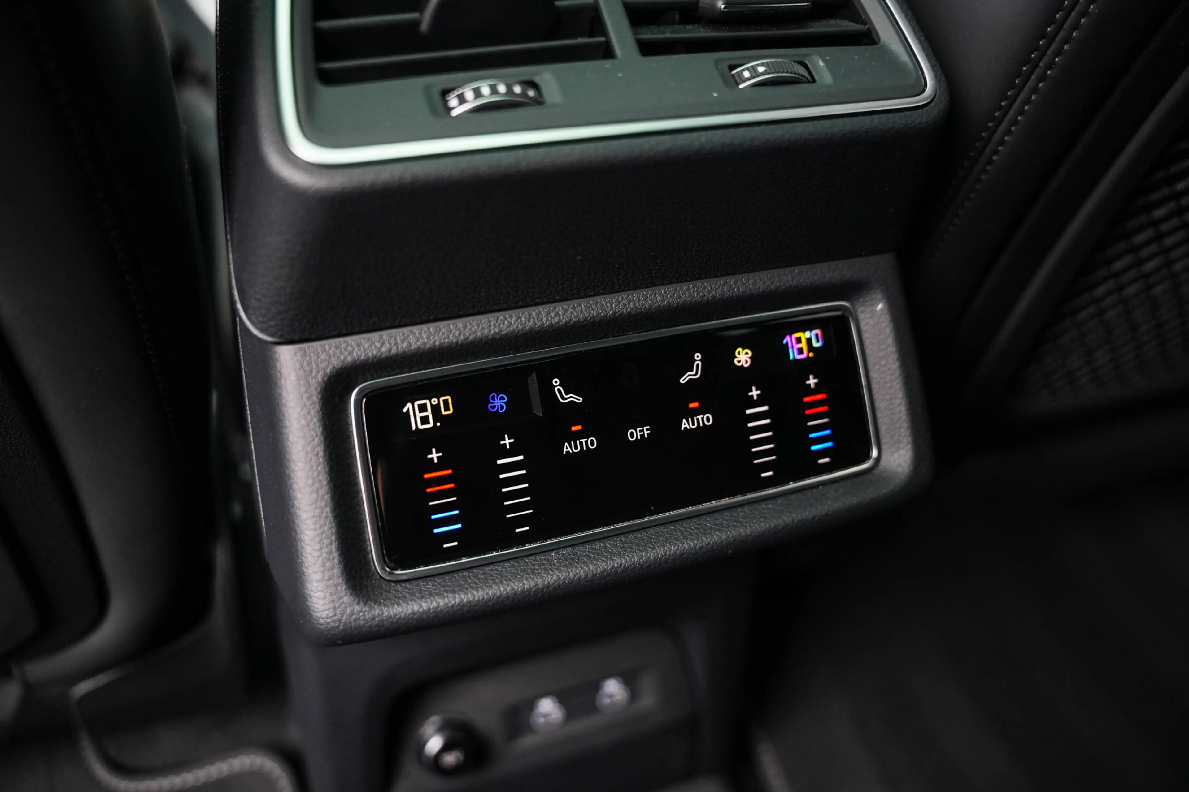 Audi SQ8 e-tron Quattro 115 kWh 503 pk / BTW-Auto/ Lucht-Vering/ R — photo 19