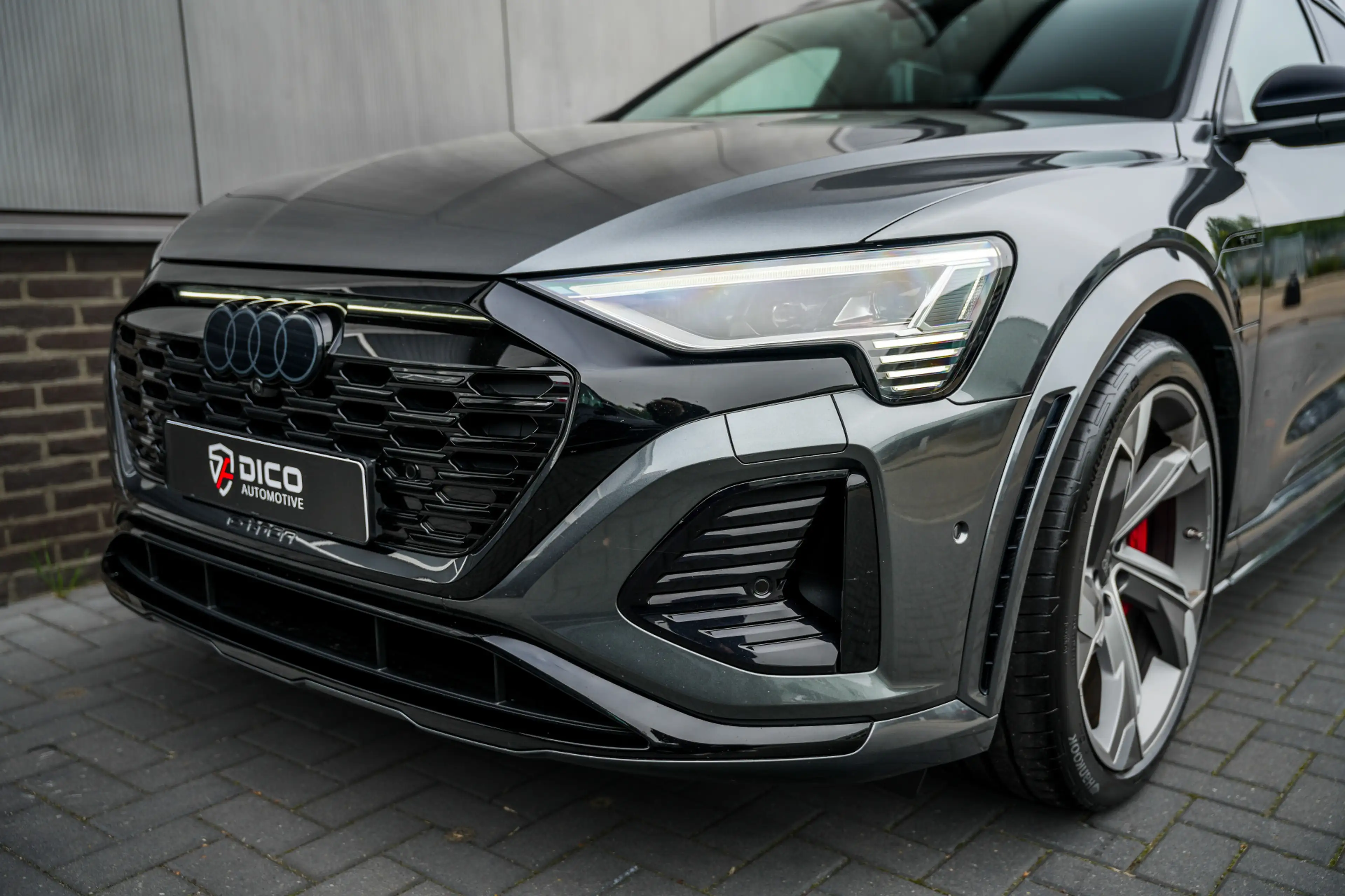 Audi SQ8 e-tron Quattro 115 kWh 503 pk / BTW-Auto/ Lucht-Vering/ R — photo 9