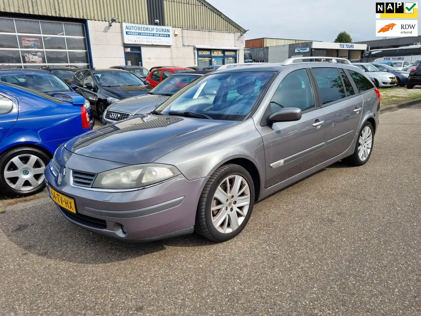 Renault Laguna Grand Tour 2.0-16V Tech Line LPG-G3 Navi! Bj:2007 Gris - 1