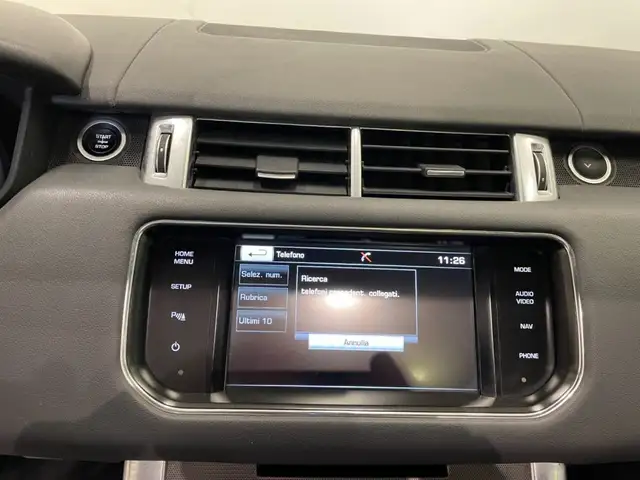 Land Rover Range Rover Sport view 12