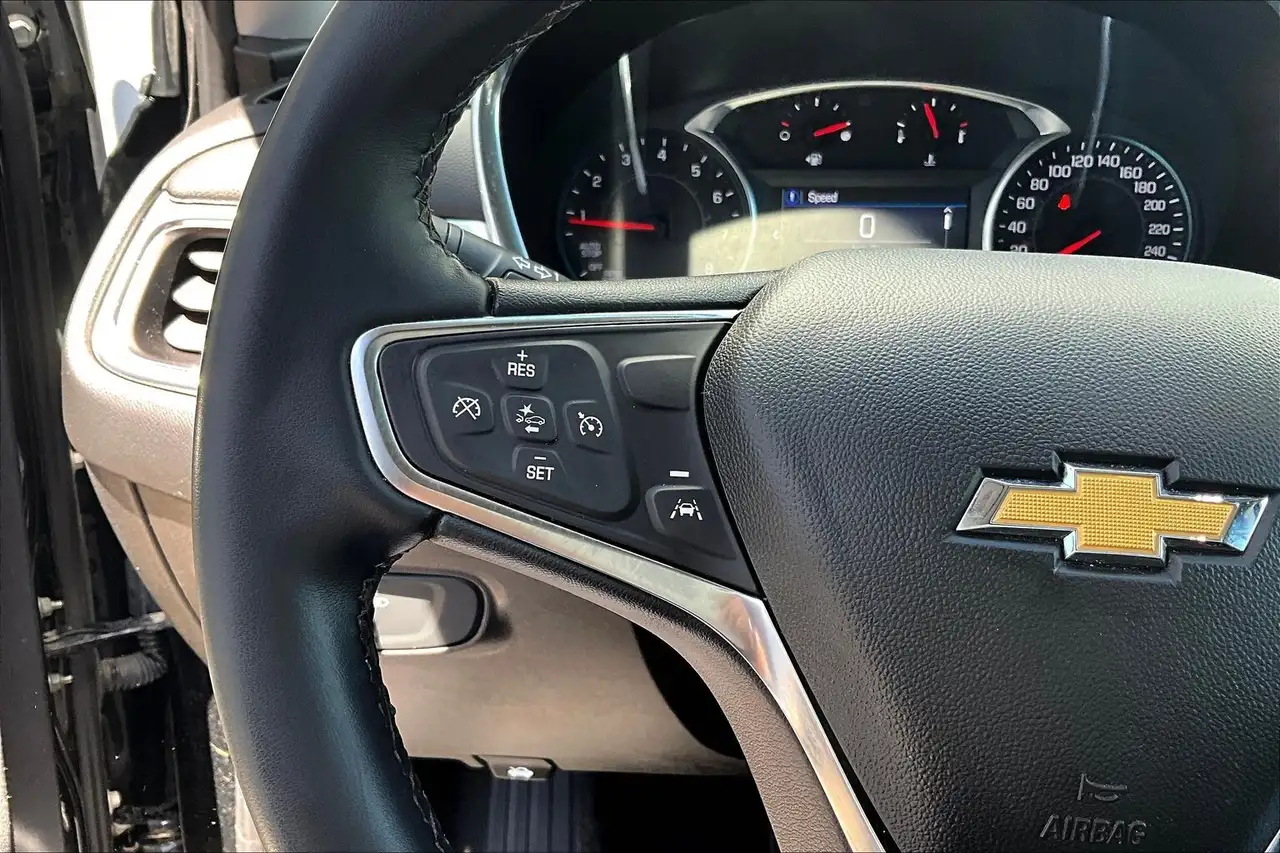 Chevrolet Equinox снимка Chevrolet Equinox