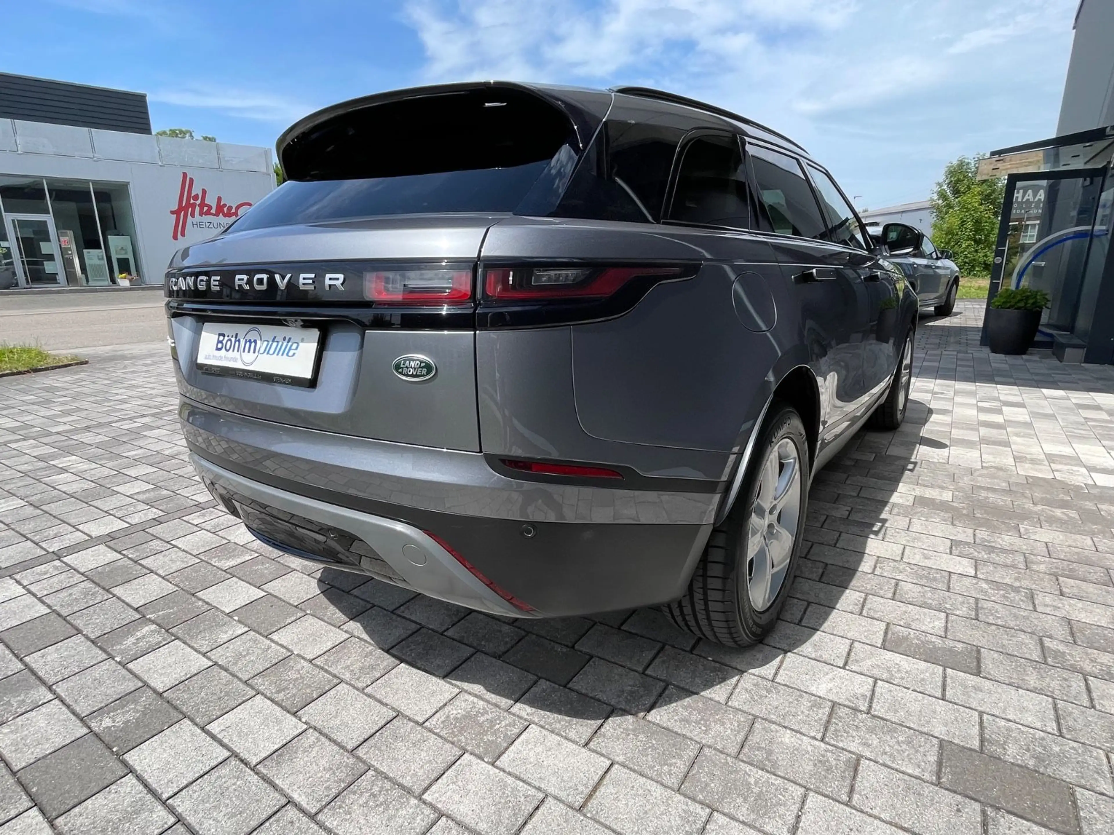 Land Rover Range Rover Velar D 200 AWD S/Pano/AHK/ACC/MWST — photo 8
