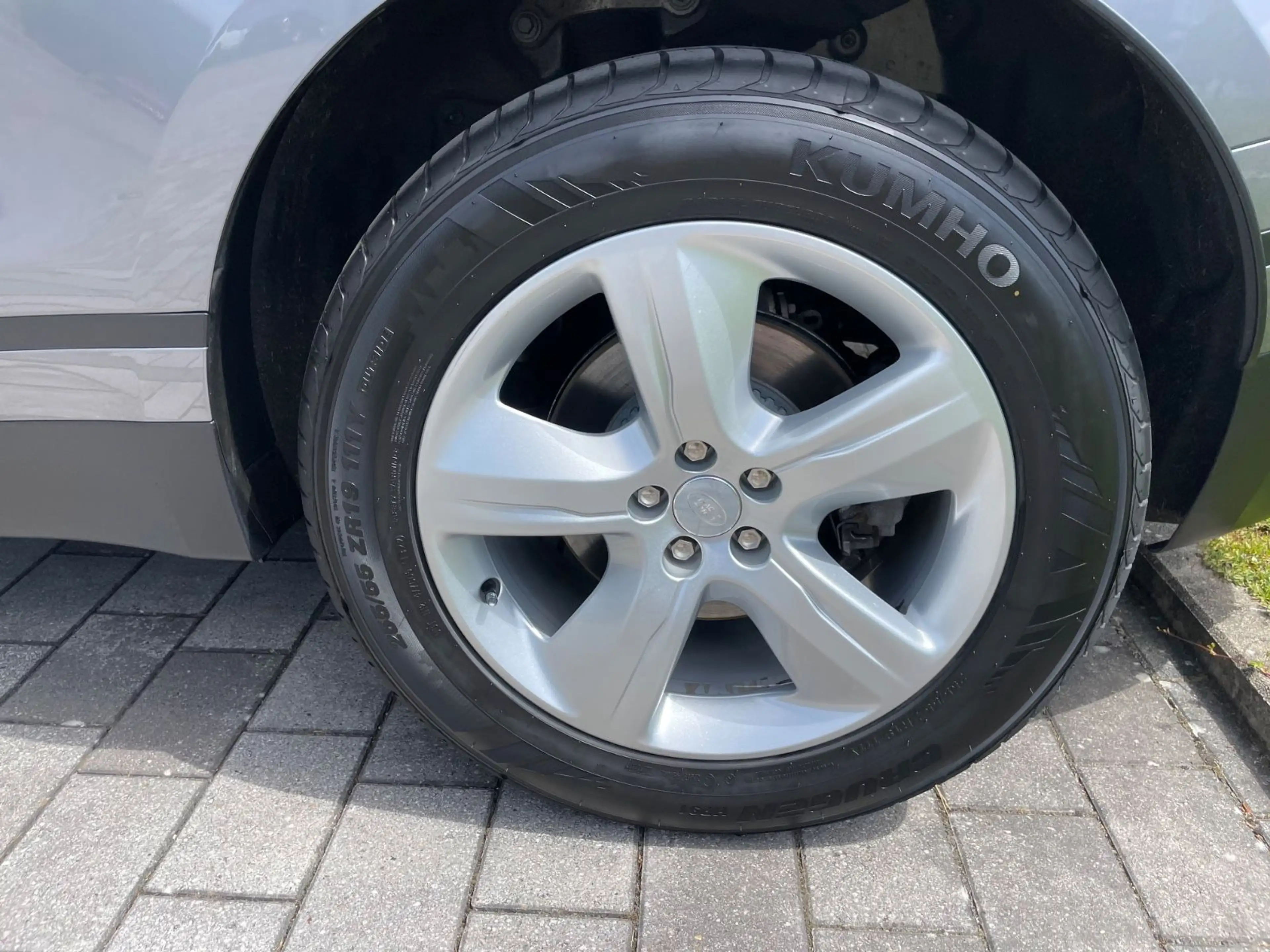 Land Rover Range Rover Velar D 200 AWD S/Pano/AHK/ACC/MWST — photo 10