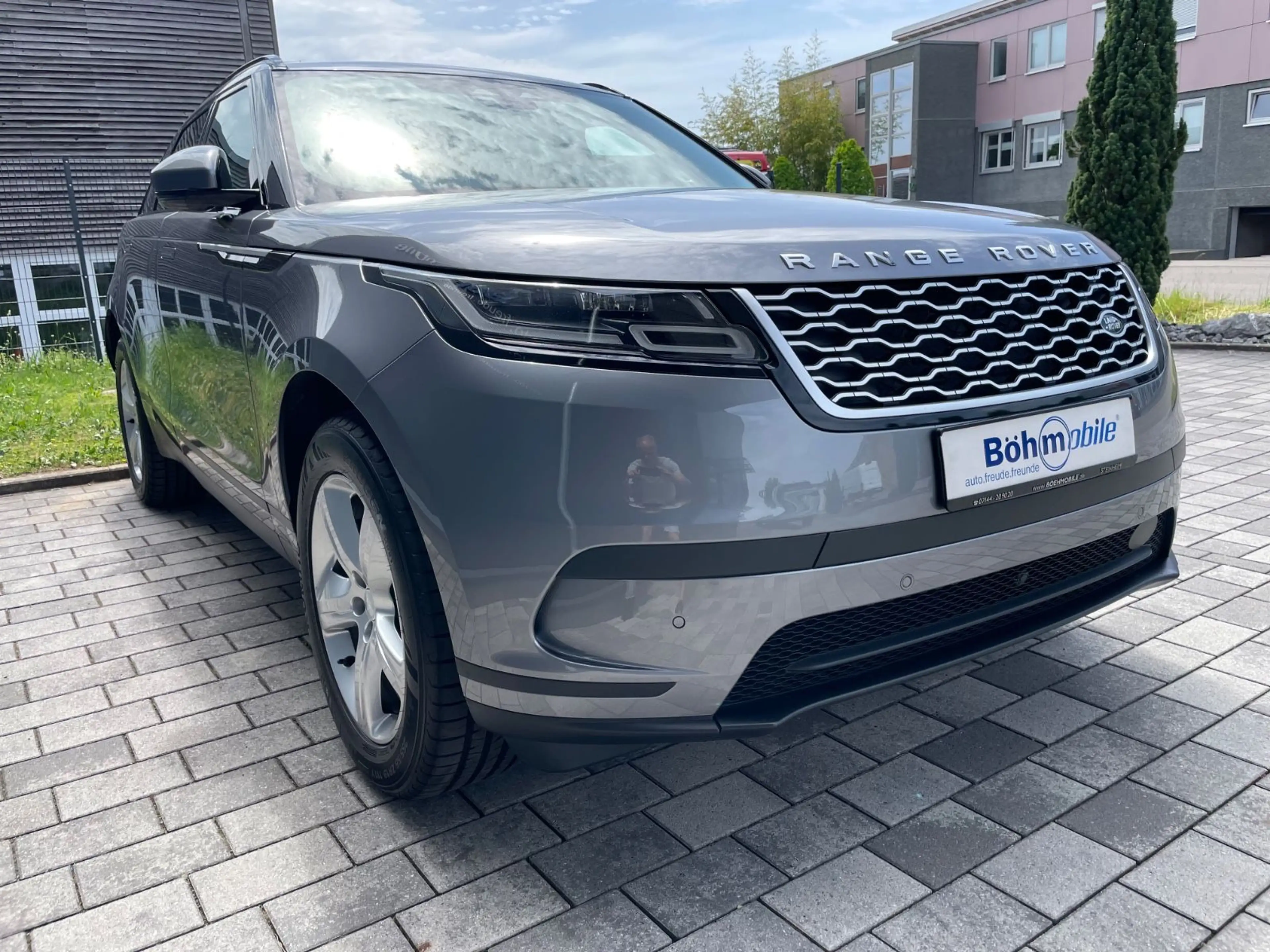 Land Rover Range Rover Velar D 200 AWD S/Pano/AHK/ACC/MWST — photo 5