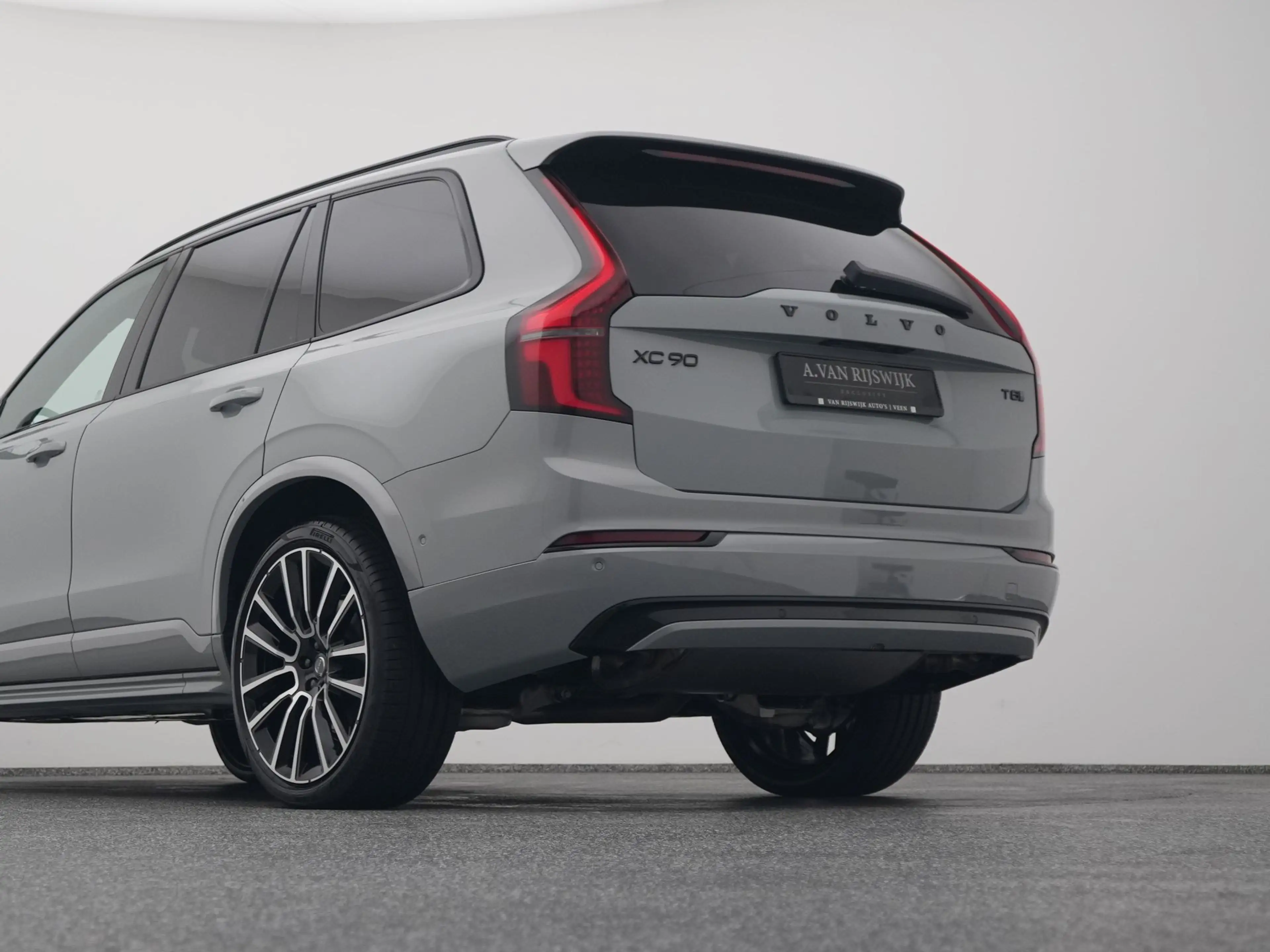 Volvo XC90 2.0 T8 Plug-in hybrid AWD Ultra Black Edition 7-Pe — photo 22