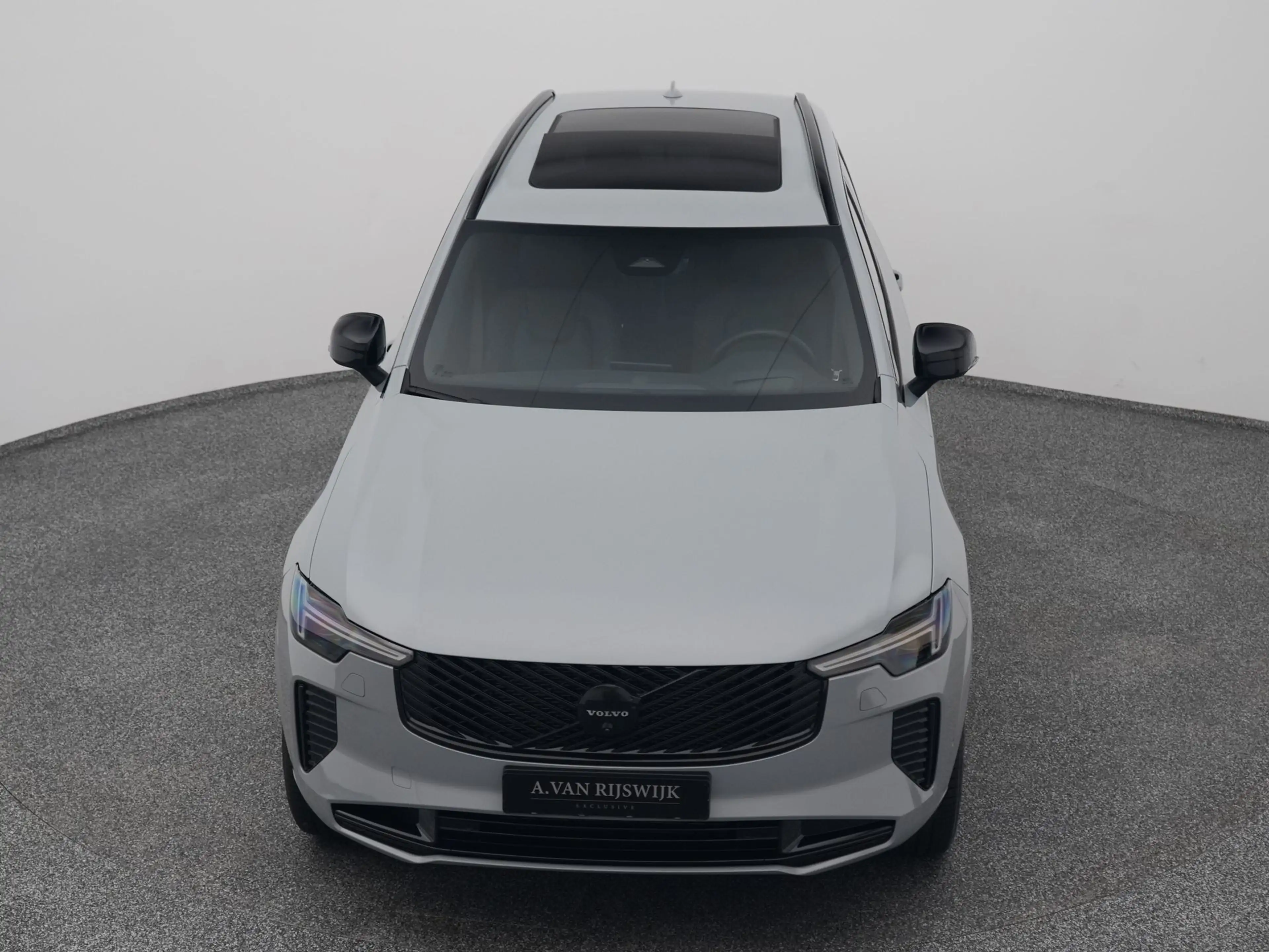 Volvo XC90 2.0 T8 Plug-in hybrid AWD Ultra Black Edition 7-Pe — photo 26