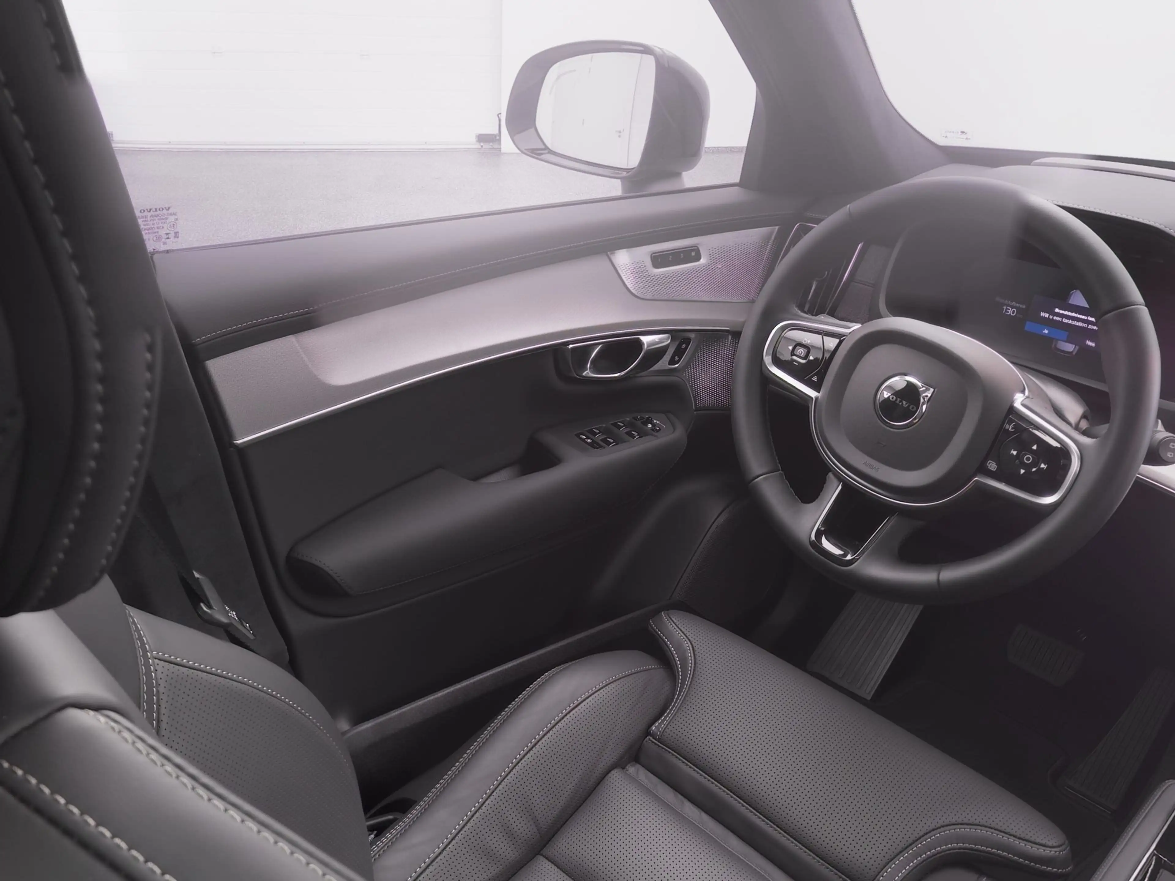 Volvo XC90 2.0 T8 Plug-in hybrid AWD Ultra Black Edition 7-Pe — photo 11