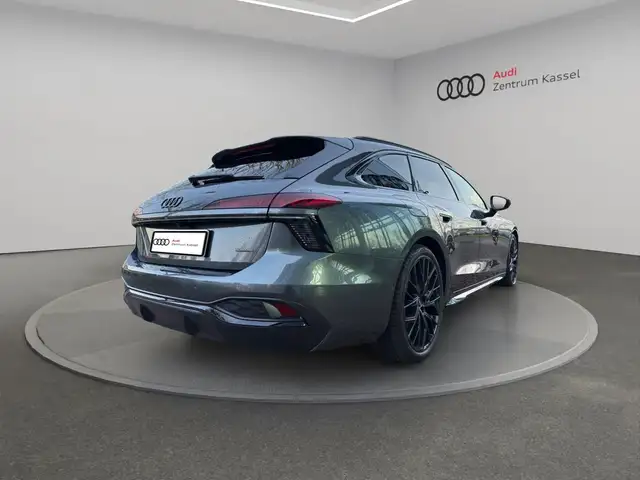 Audi A6 view 6