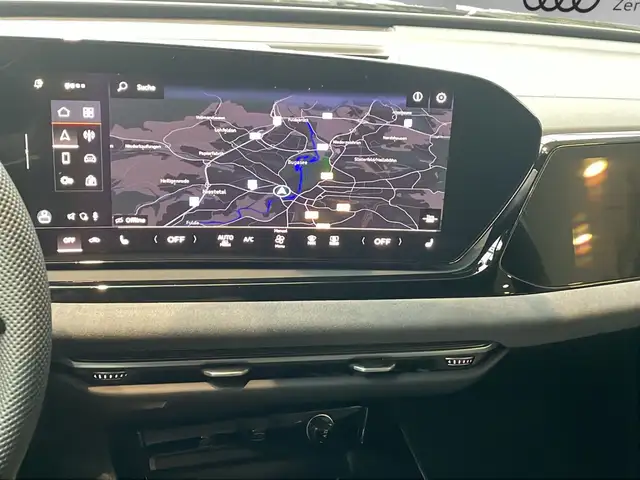 Audi A6 view 13