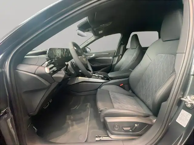Audi A6 view 10