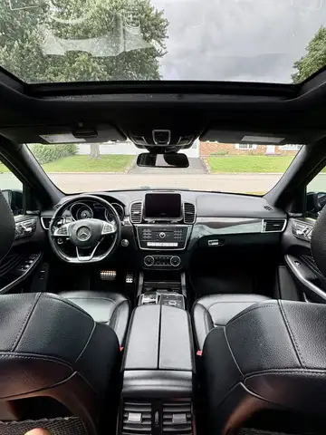 Mercedes-Benz GLE 2016 — photo 8