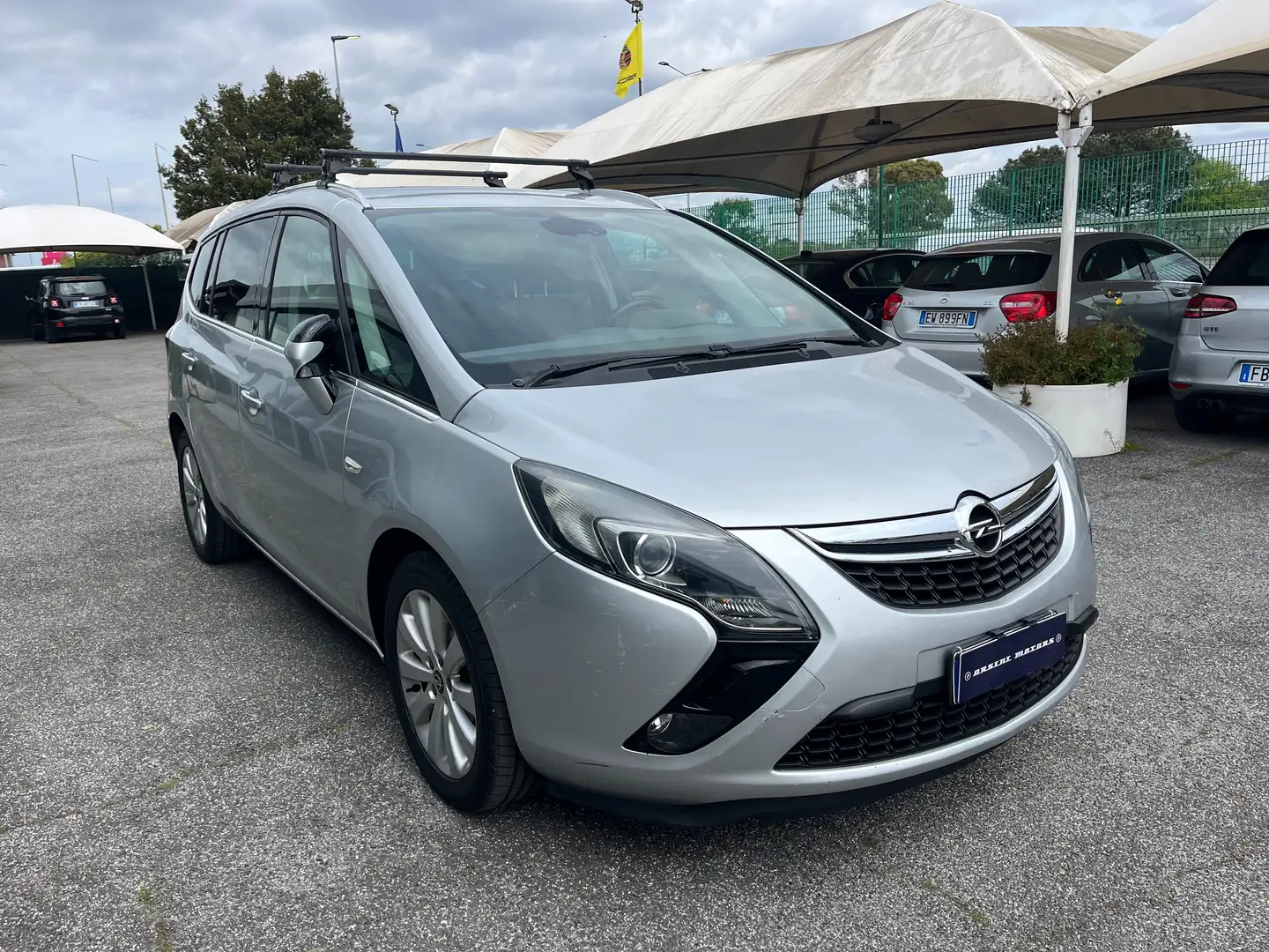 Opel Zafira Tourer Zafira III Tourer 2.0 cdti 7 POSTI Silber - 1