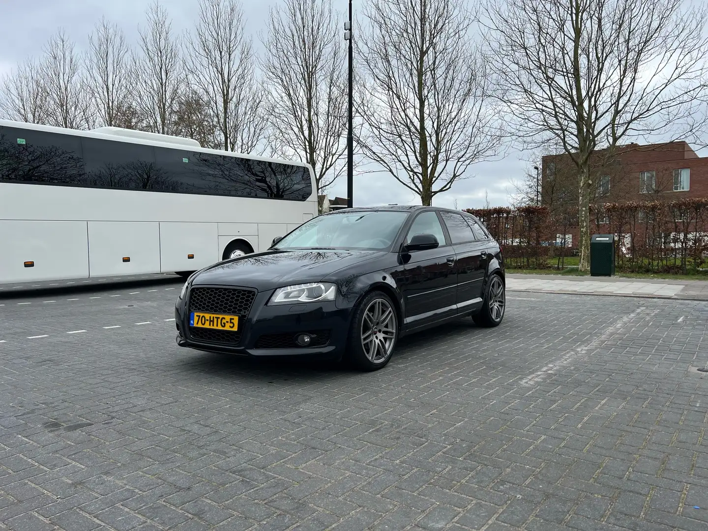 Audi A3 1.8 TFSI Attr. B.E. Zwart - 1