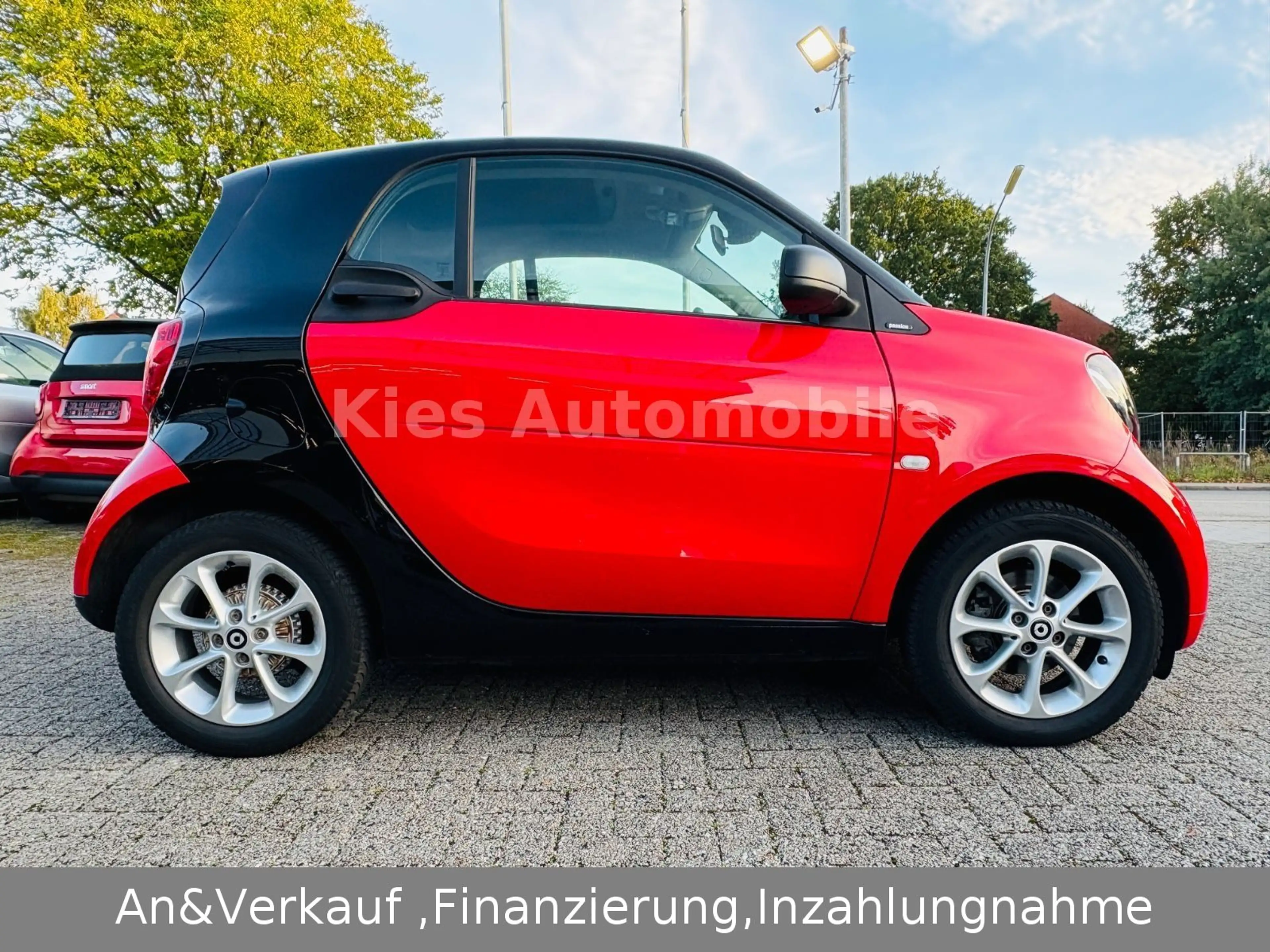 smart forTwo Passion AUTOM/KLIMA/SITZH/PANO/2.HAND — photo 6