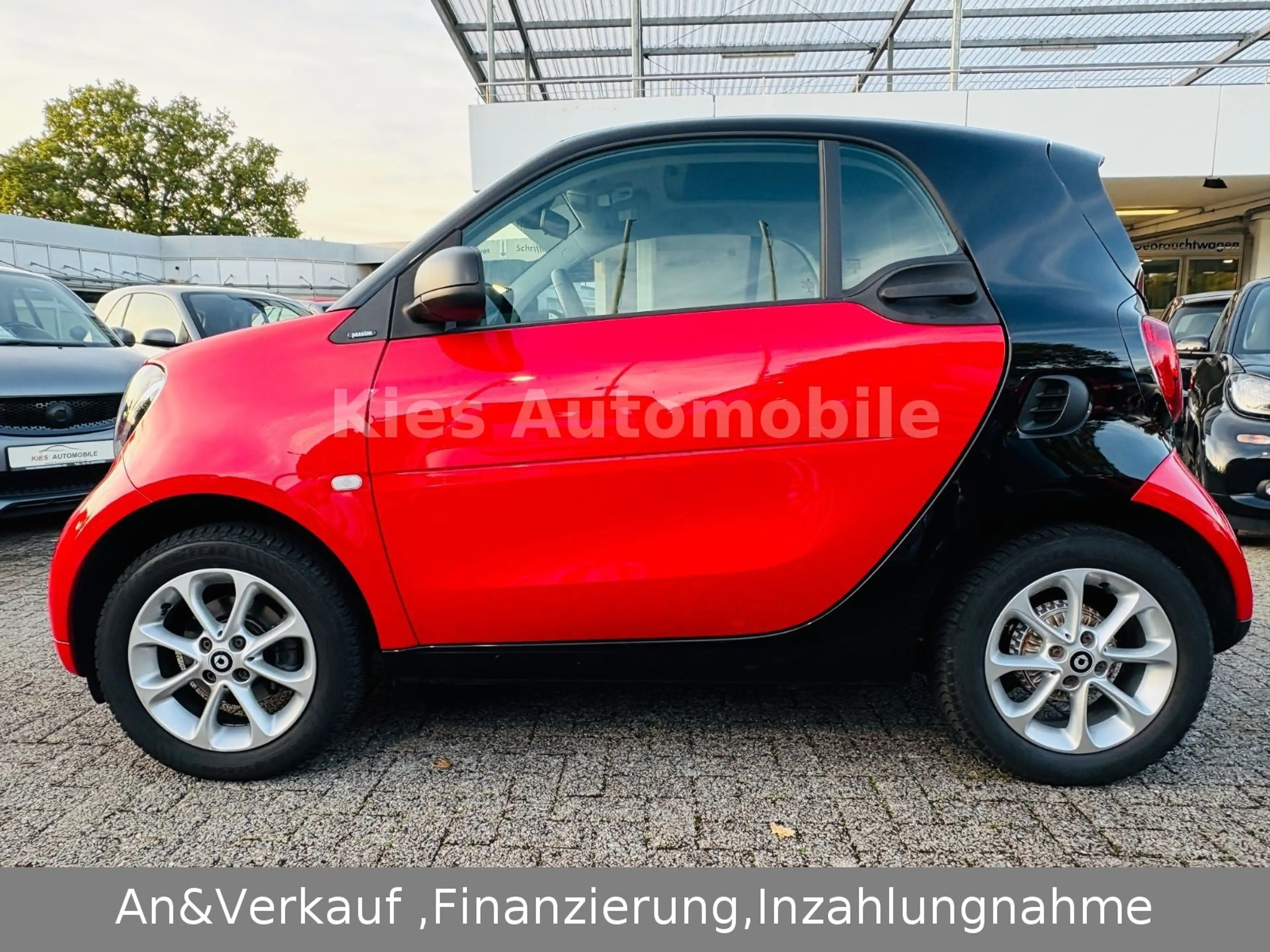smart forTwo Passion AUTOM/KLIMA/SITZH/PANO/2.HAND — photo 3