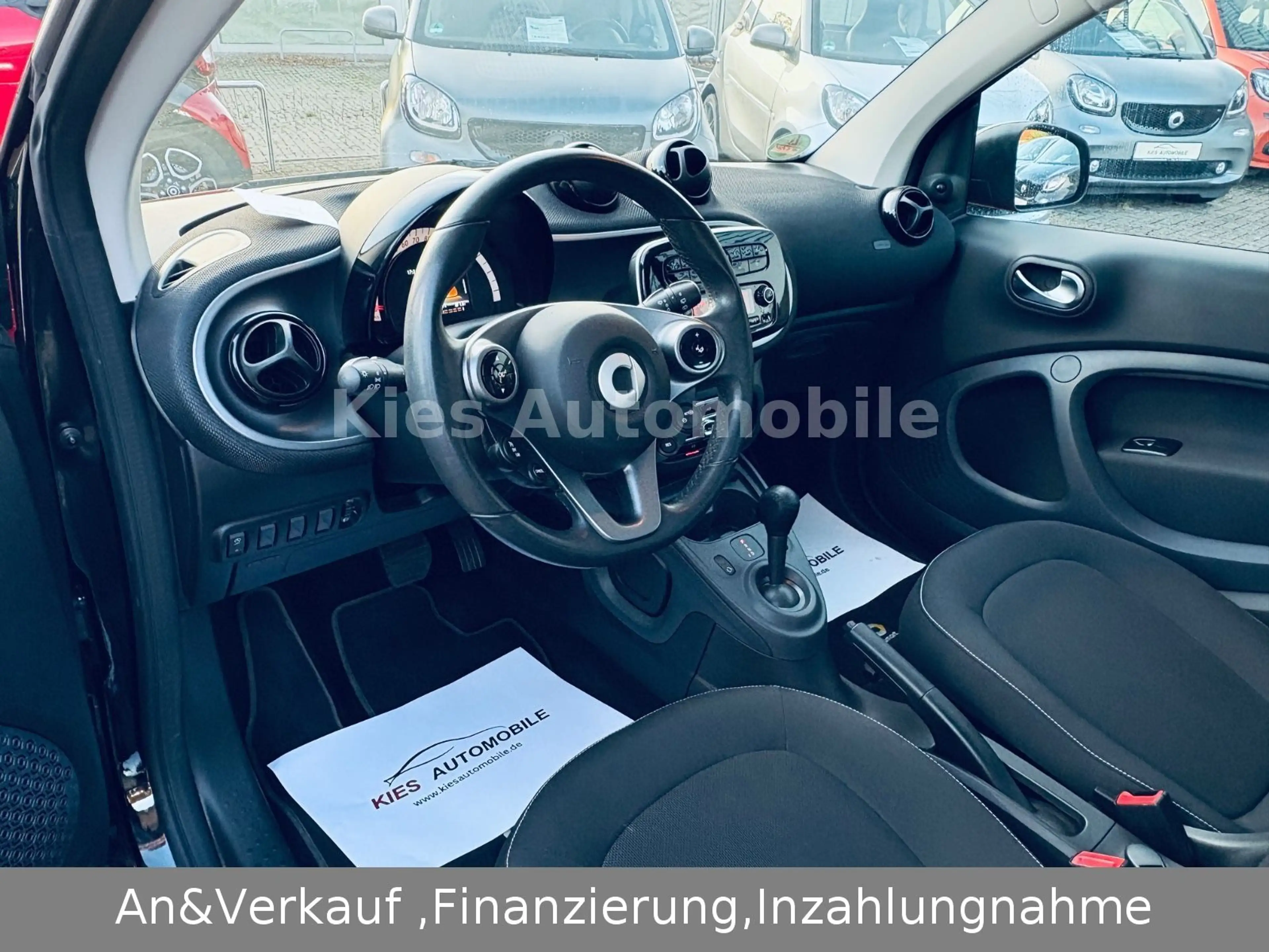 smart forTwo Passion AUTOM/KLIMA/SITZH/PANO/2.HAND — photo 11