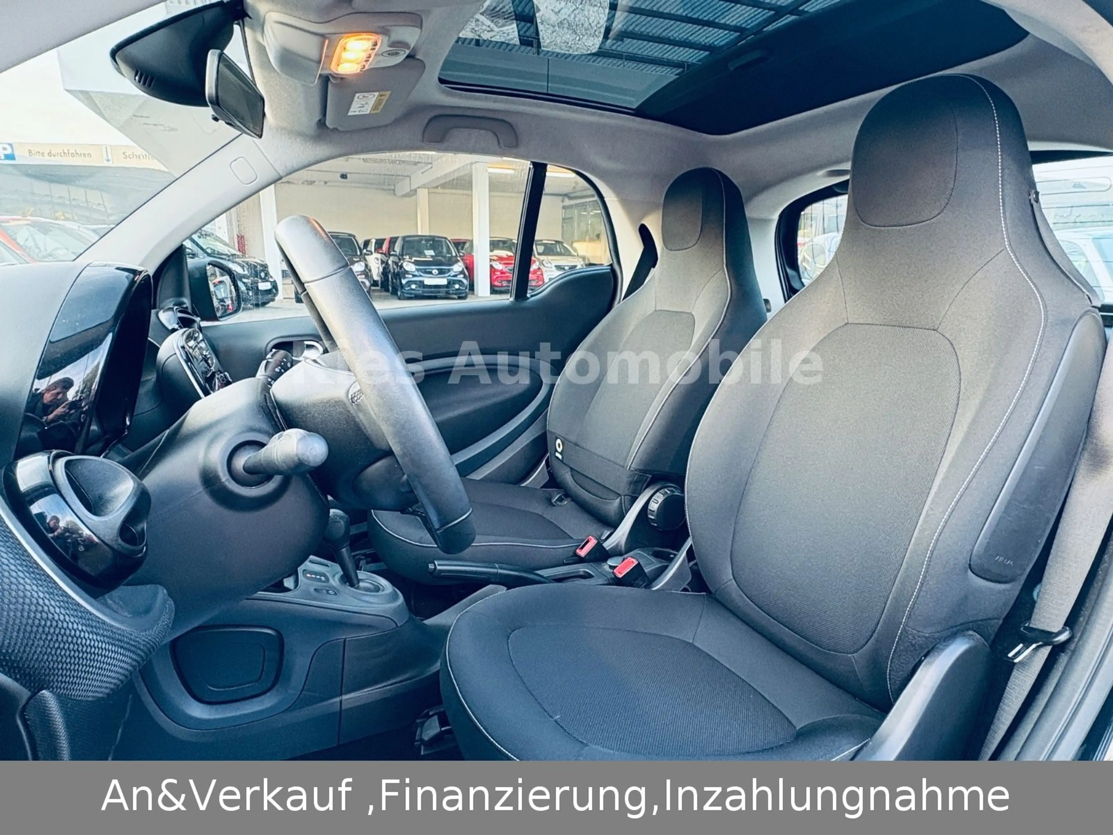 smart forTwo Passion AUTOM/KLIMA/SITZH/PANO/2.HAND — photo 13