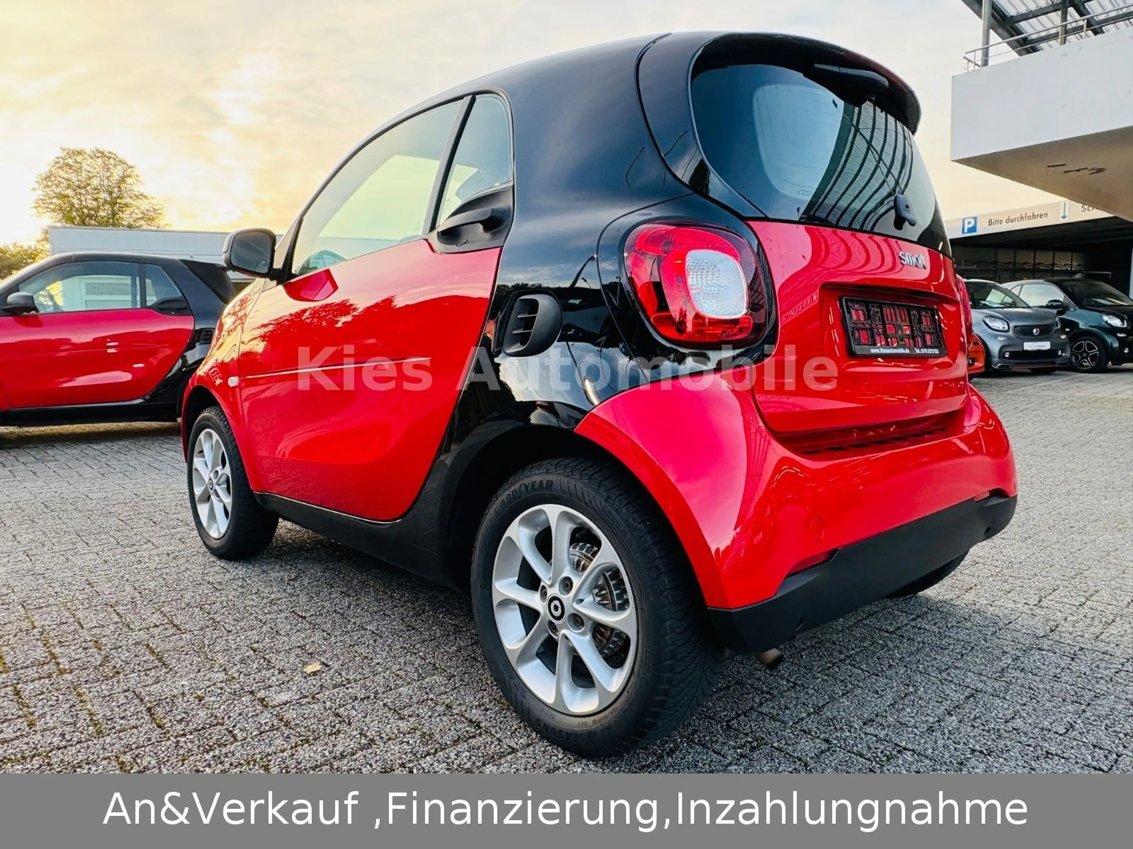 smart forTwo Passion AUTOM/KLIMA/SITZH/PANO/2.HAND — photo 4