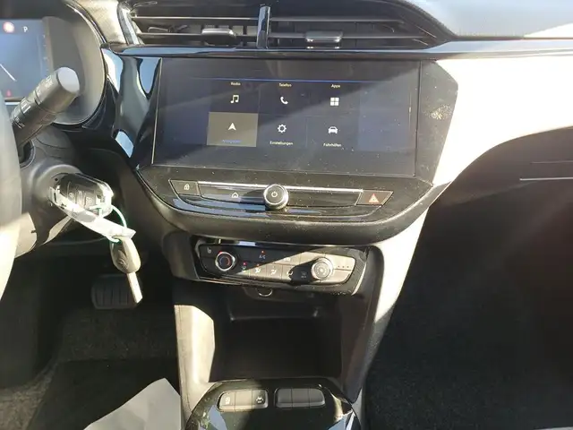 Opel Corsa view 12