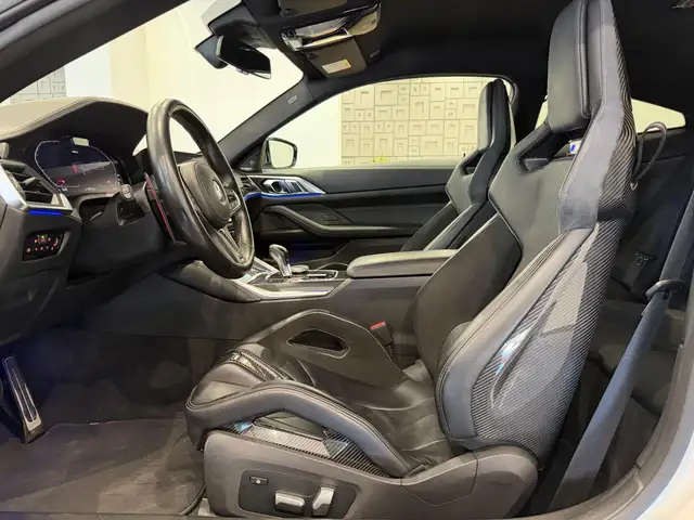 BMW M4 Competition**Carbon Paket**Schalensitze**Harman-K Ansicht 16