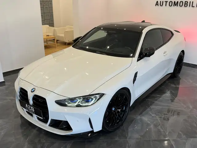 BMW M4 Competition**Carbon Paket**Schalensitze**Harman-K Ansicht 3