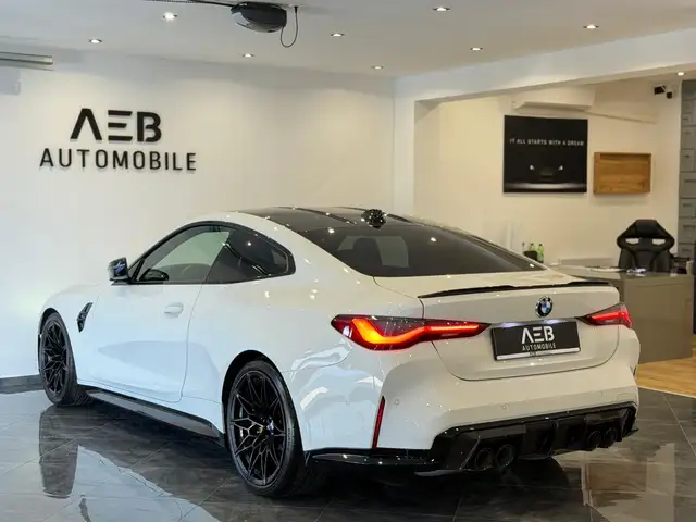 BMW M4 Competition**Carbon Paket**Schalensitze**Harman-K Ansicht 10