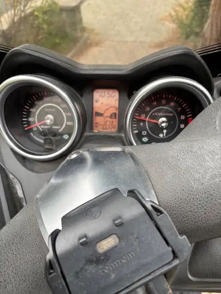 Yamaha X-Max 250 - foto 2