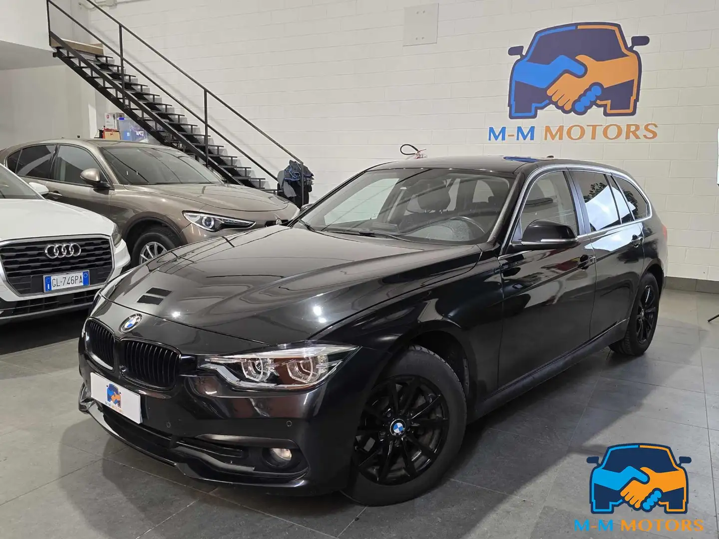 BMW 318 d xDrive Touring Business Advantage Noir - 1