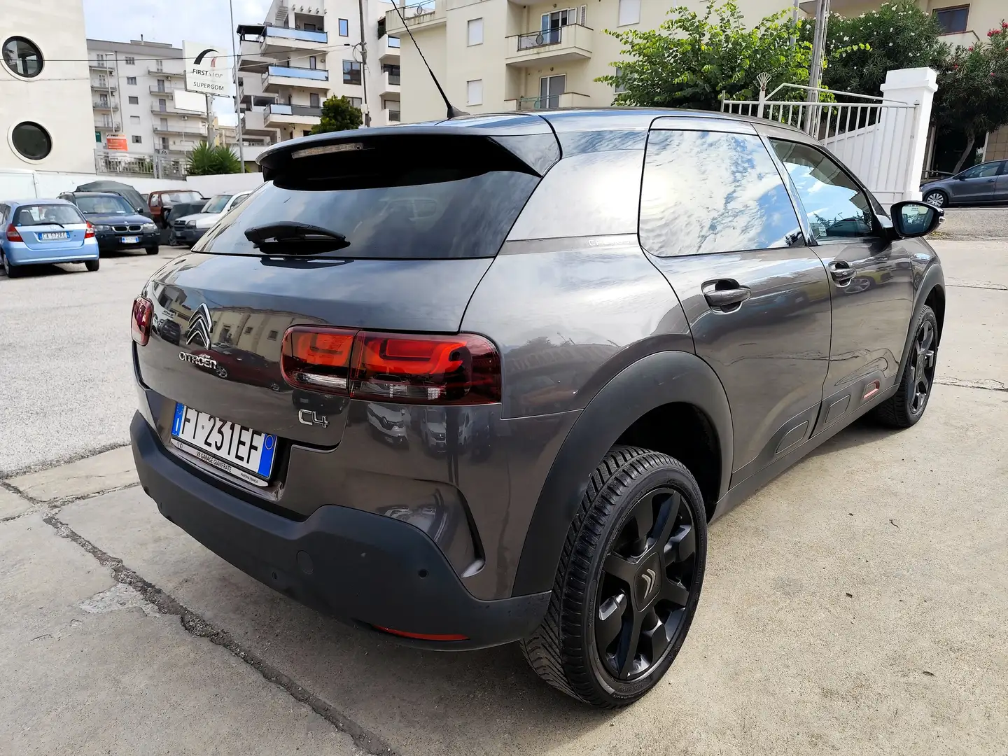 Citroen C4 C4 Cactus 2018 Cactus 1.5 bluehdi Shine s Gris - 2
