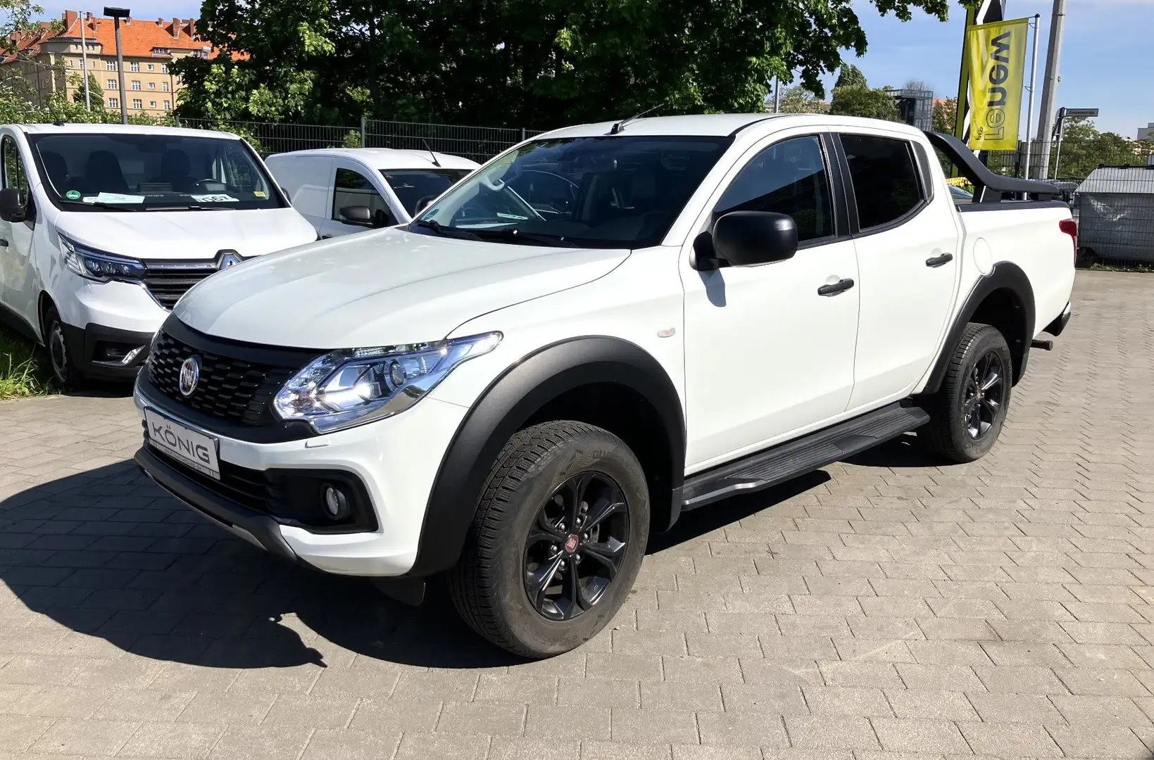 Fiat Fullback 4x4 2.4 MultiJet Double Cab Automatik Weiß - 1