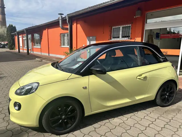 Opel Adam view 3