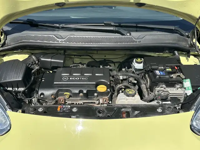 Opel Adam view 8