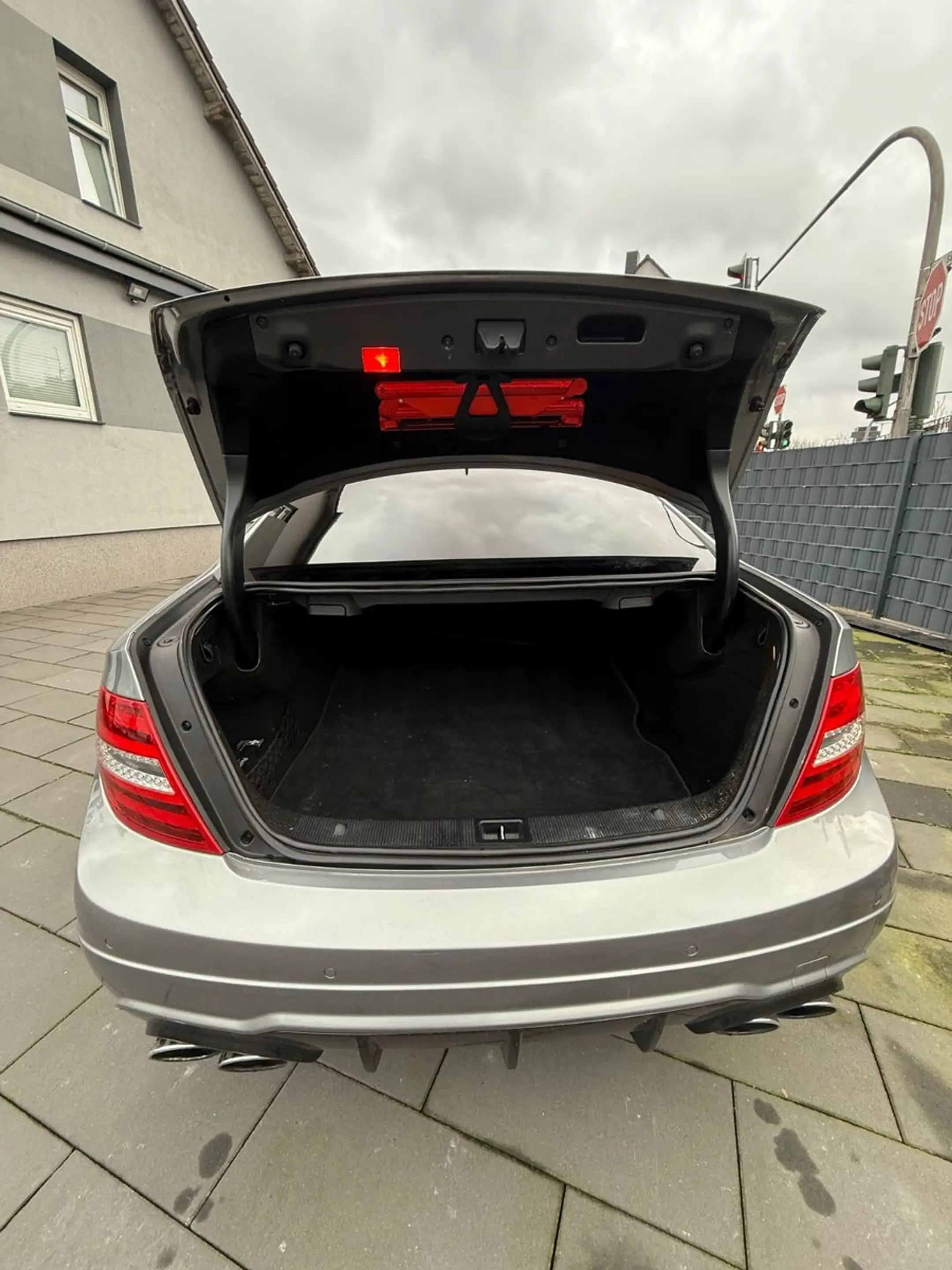 Mercedes-Benz C 63 AMG Coupe Eu Model / EXPORT — photo 7