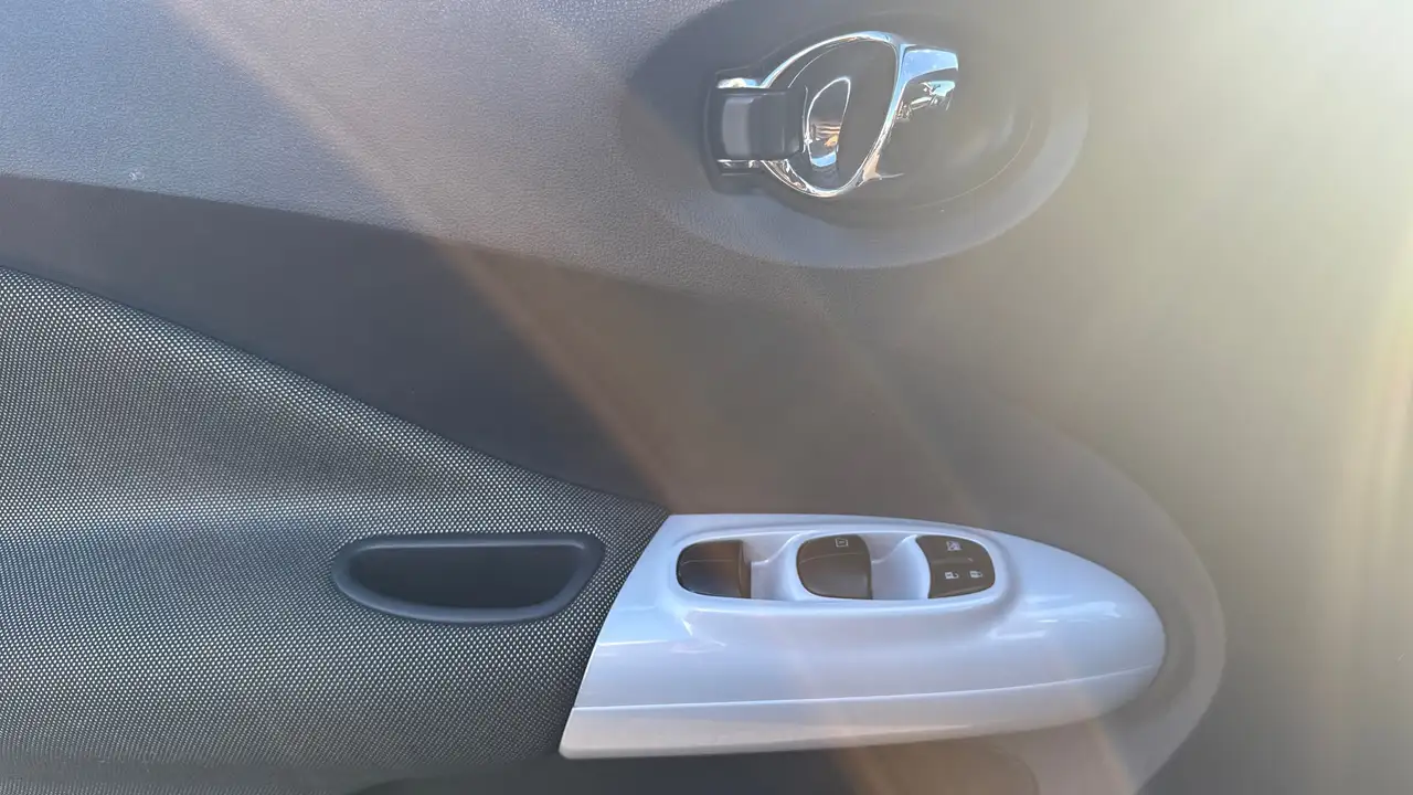 Nissan Juke снимка Nissan Juke