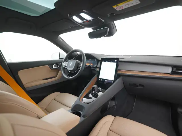 Polestar 2 view 2