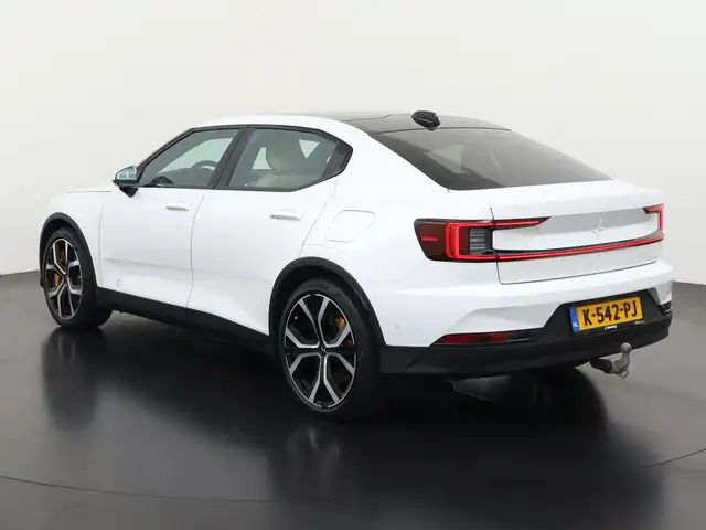 Polestar 2 view 7