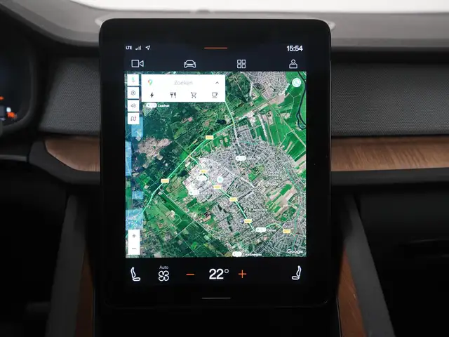 Polestar 2 view 12