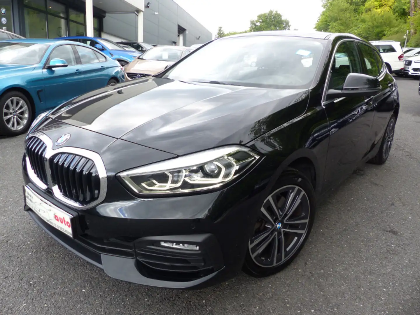 BMW 116 (F40) 116I 109CH BUSINESS DESIGN Noir - 1