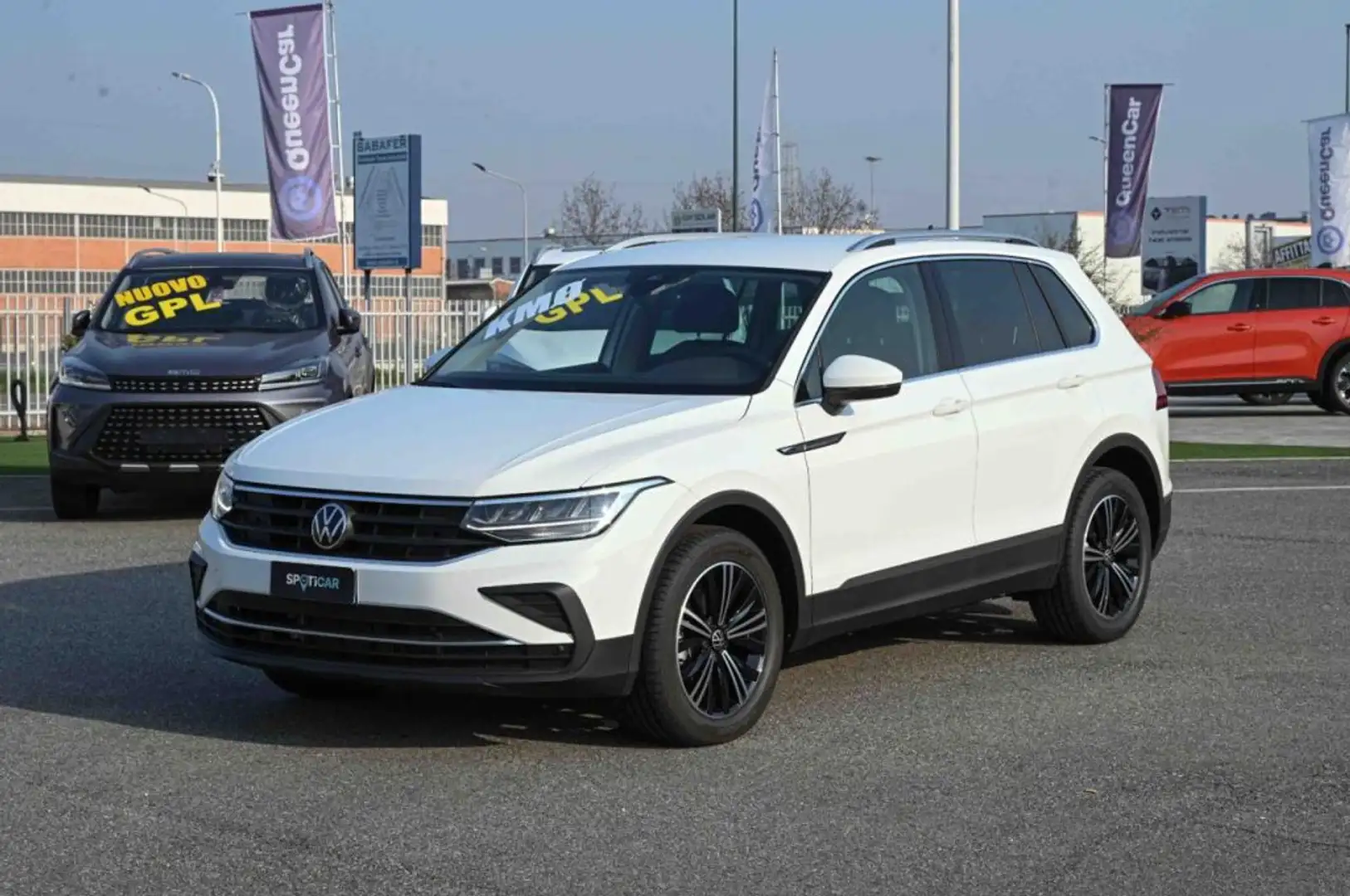 Volkswagen Tiguan 1.5 TSI 150cv DSG Life Bianco - 1