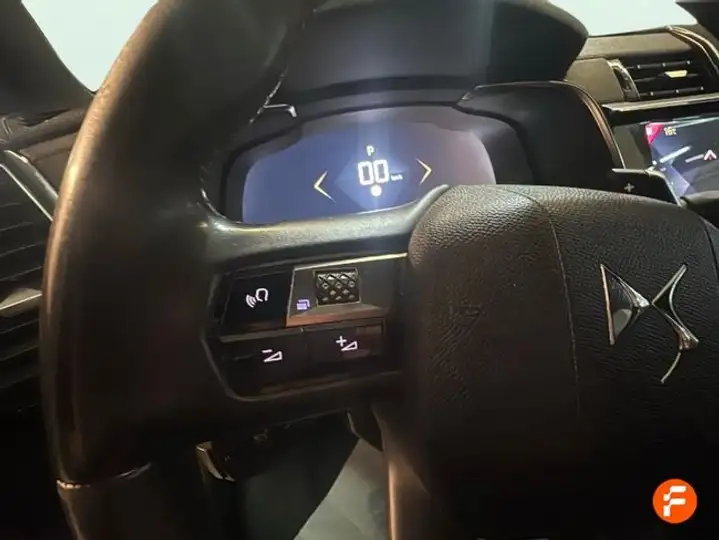 DS 7 Crossback 2018, foto 11