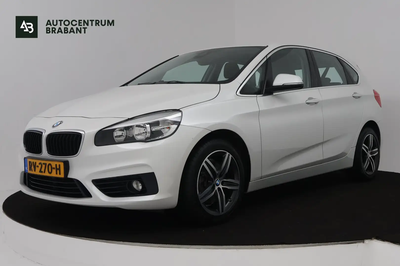 BMW 220 2-serie Active Tourer 220i M Sport (STOELVERWARMIN Wit - 1