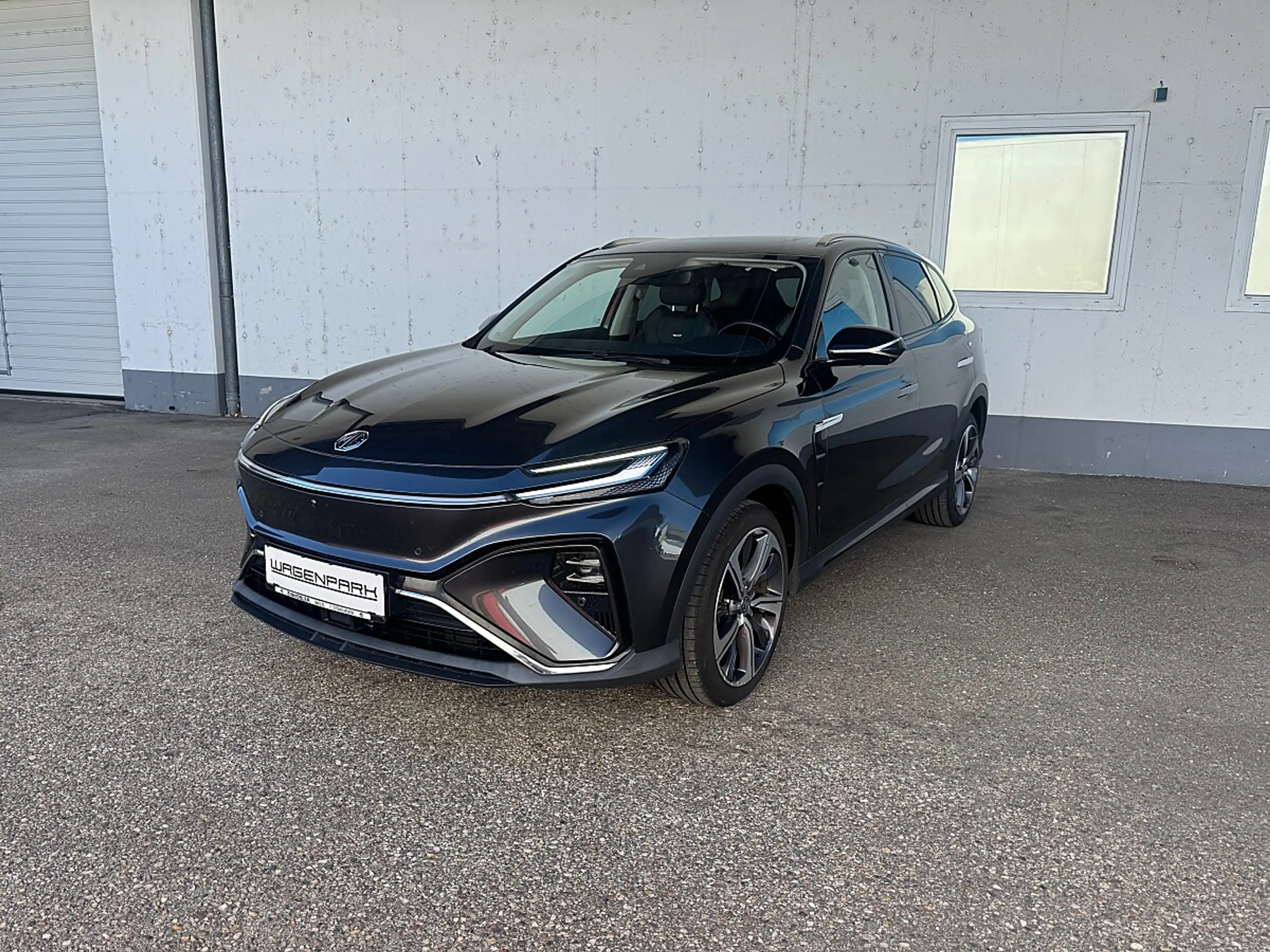 MG Marvel R Electric 70 kWh Luxury — photo 6