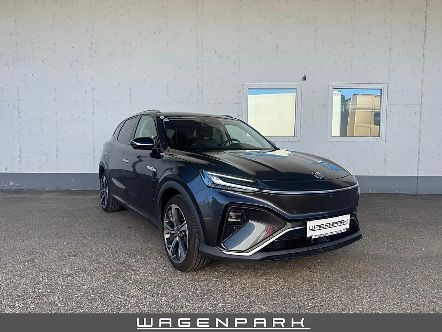 MG Marvel R Electric 70 kWh Luxury Grau - 1