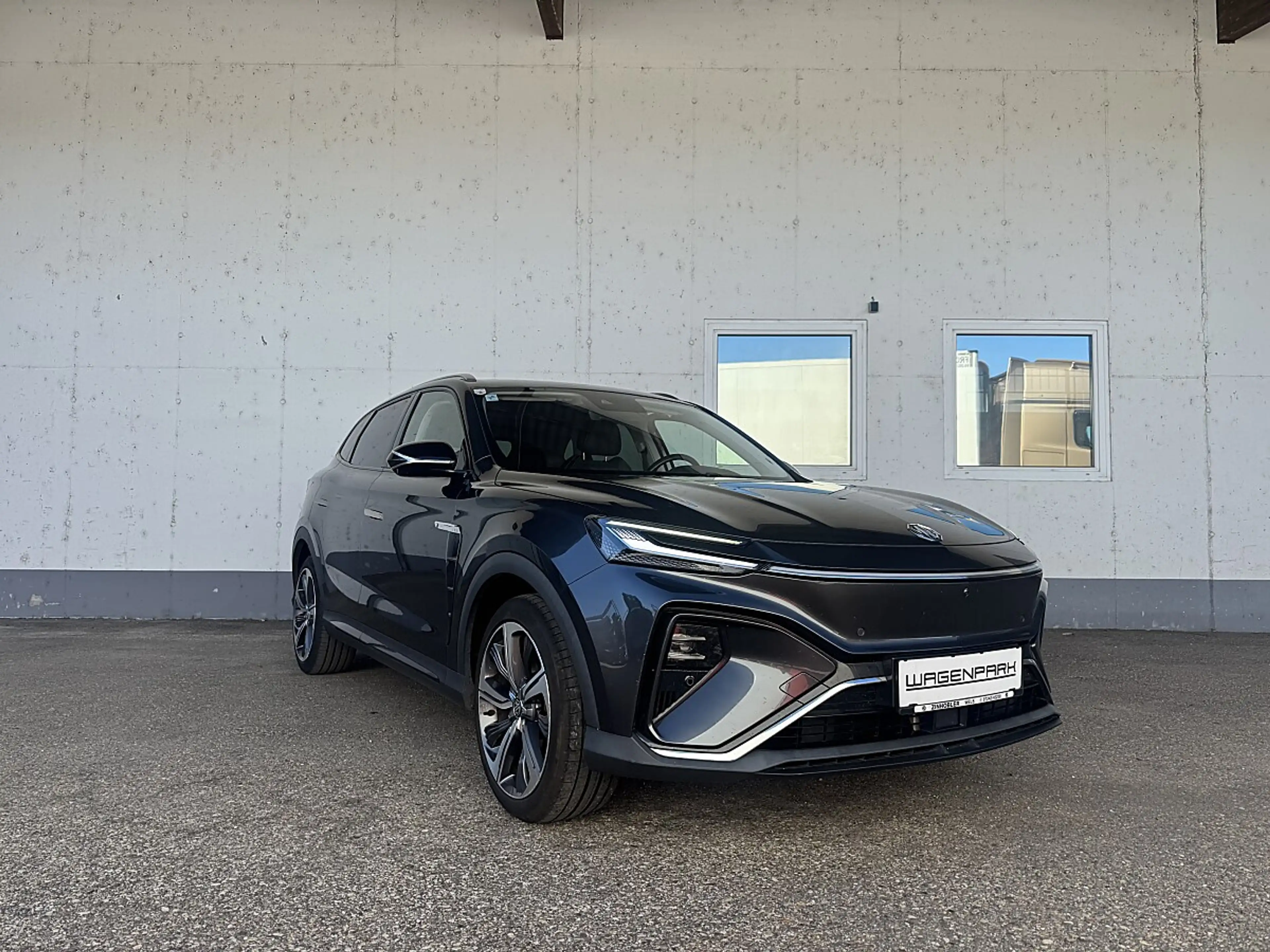 MG Marvel R Electric 70 kWh Luxury — photo 3