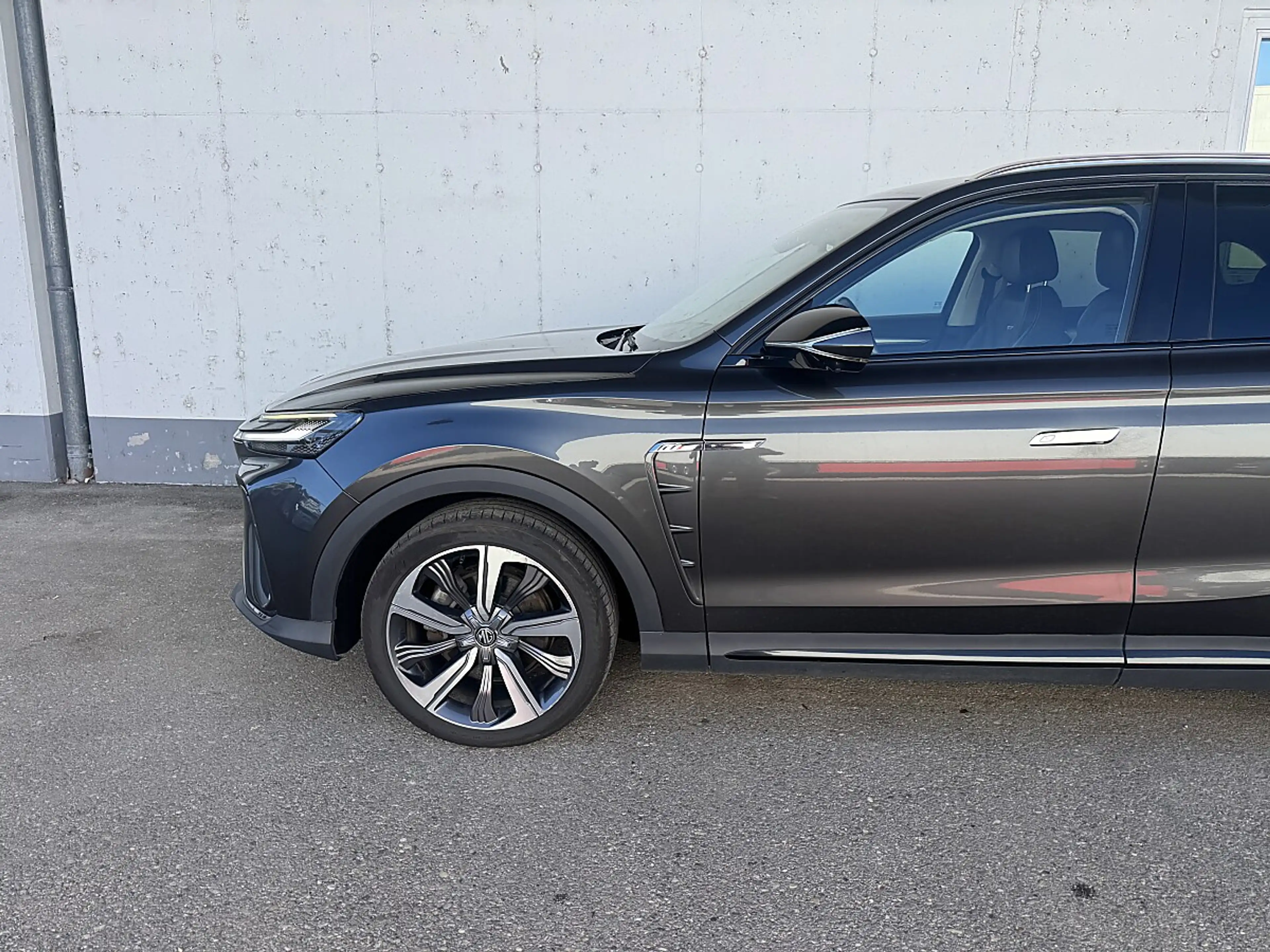 MG Marvel R Electric 70 kWh Luxury — photo 14